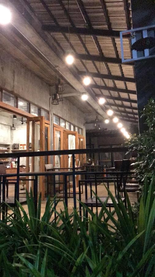 Hotel The Pud Dee Chiang Khan Esterno foto